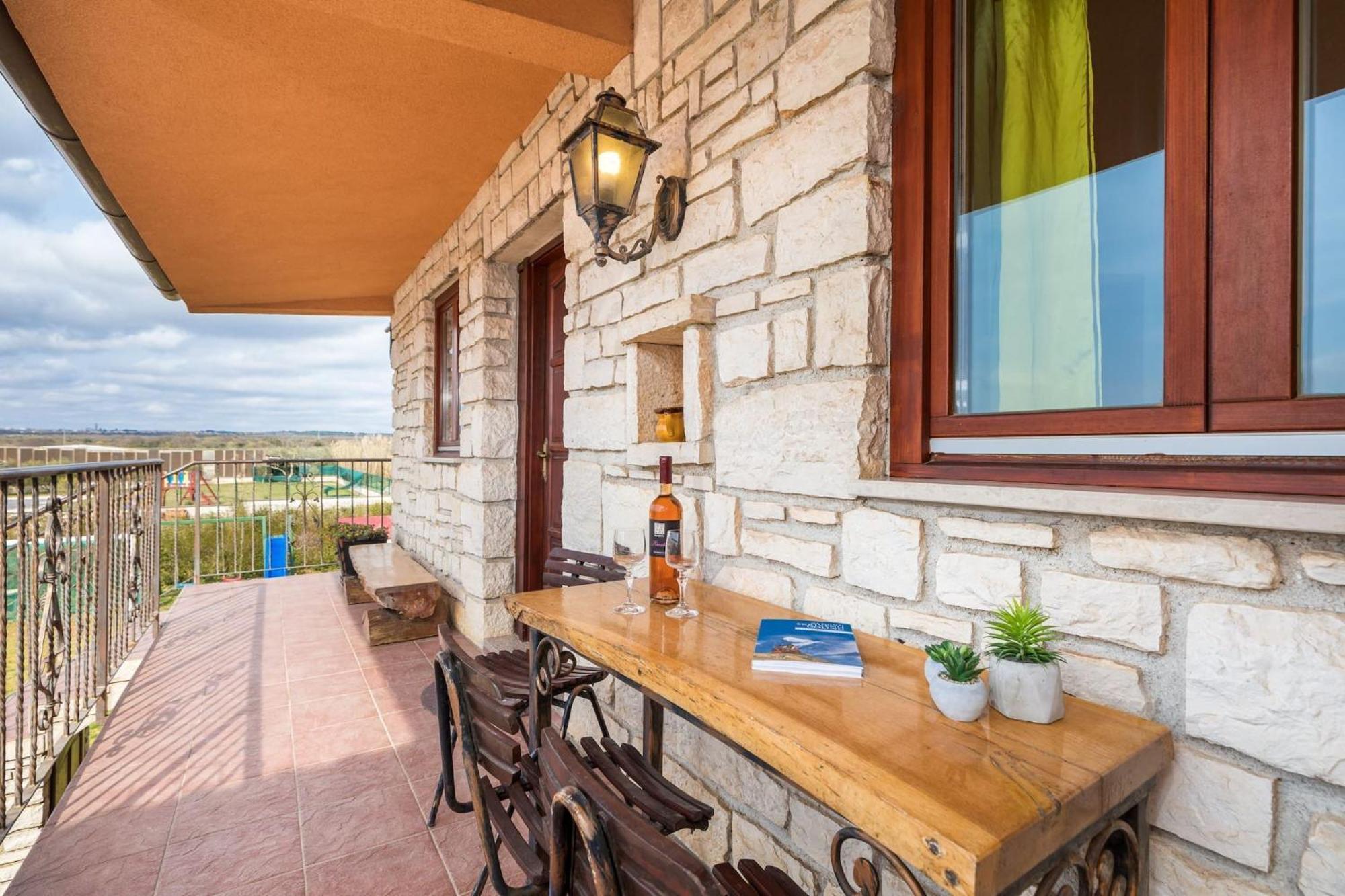 Holiday Home Dori Fažana Esterno foto