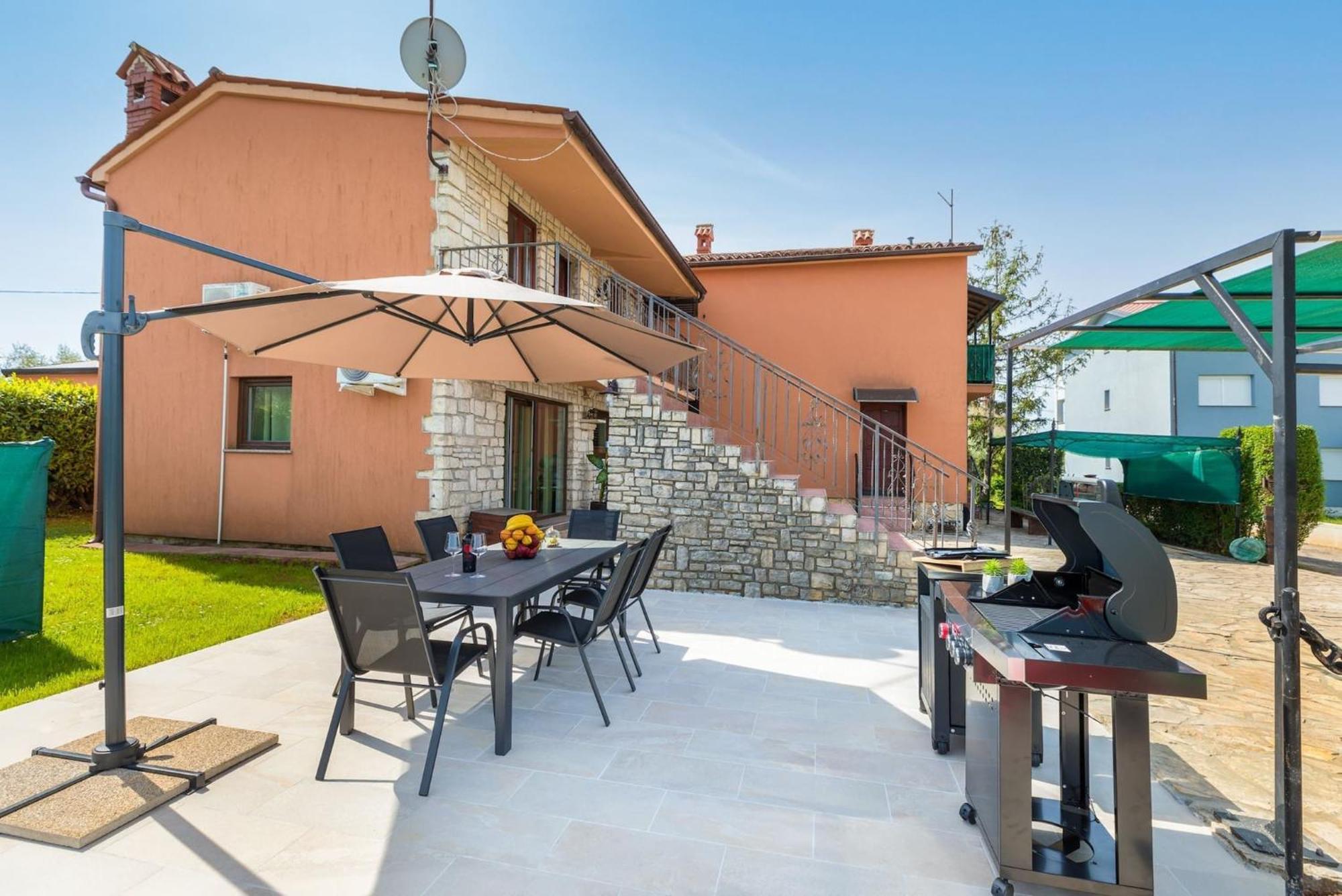 Holiday Home Dori Fažana Esterno foto