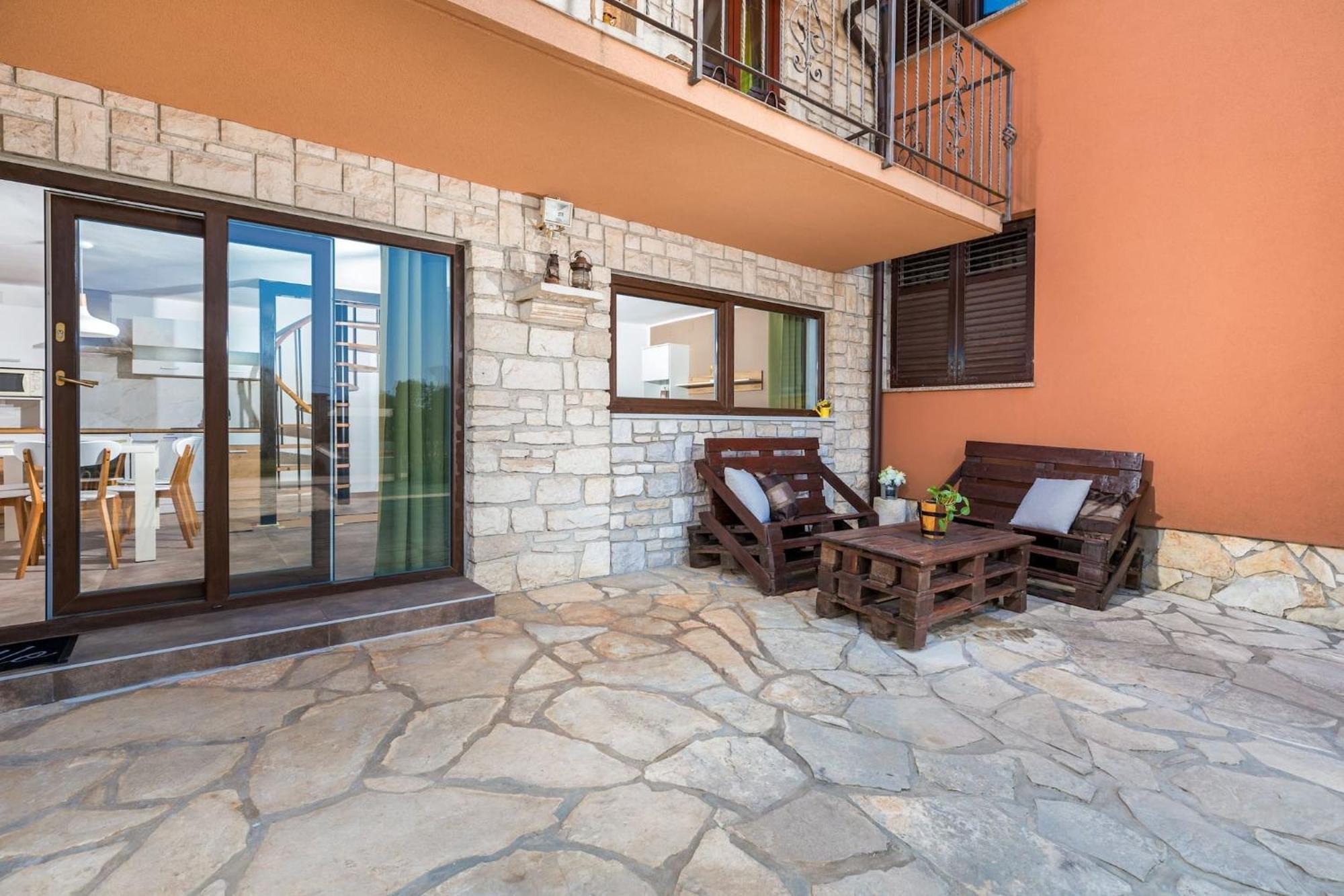 Holiday Home Dori Fažana Esterno foto